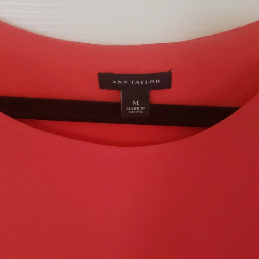 Pretty coral blouse nwot - Picture 2 of 2